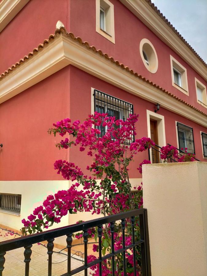Villa Matheo ボルヌエーボ エクステリア 写真