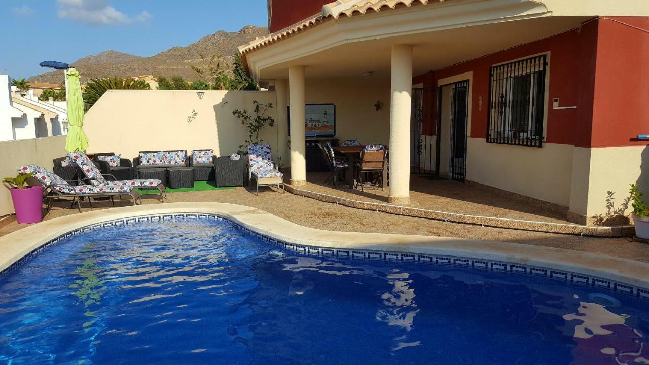 Villa Matheo ボルヌエーボ エクステリア 写真